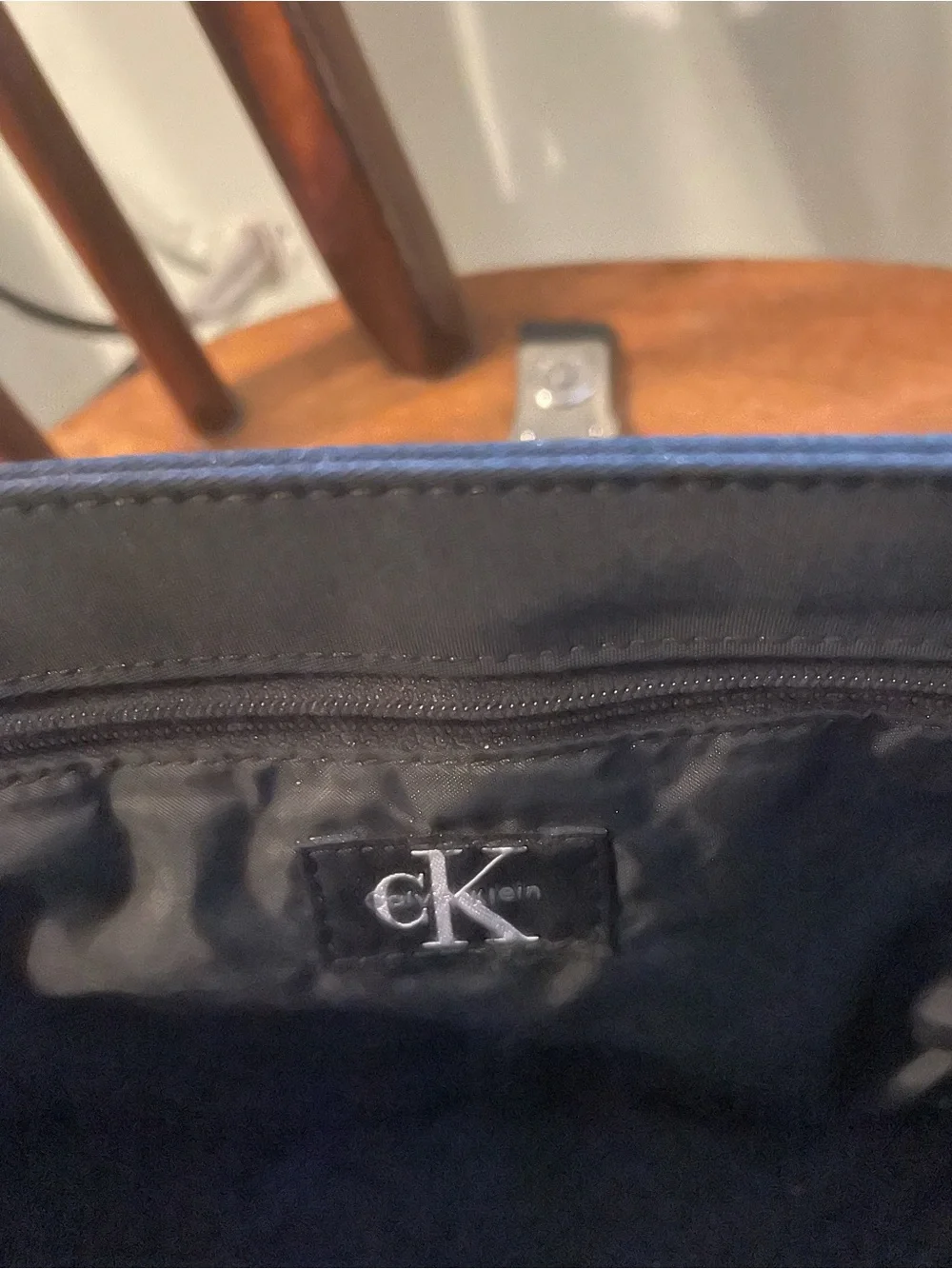 Black Men's Crossbody Bag - Classic Everyday Organizer